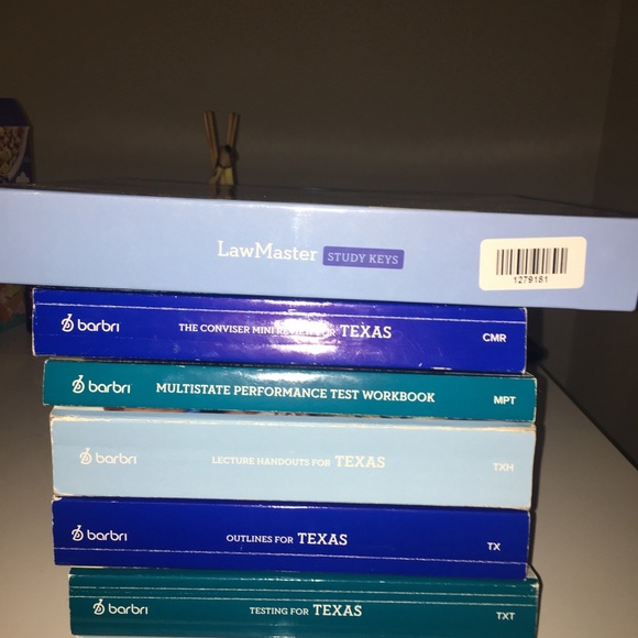 Barbri Bar exam books + Study keys - Picture 2 of 5
